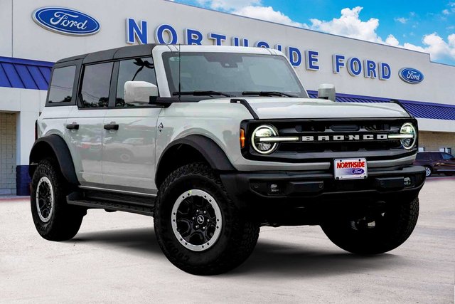 New 2026 Ford Bronco Outer Banks 4WD Sport Utility