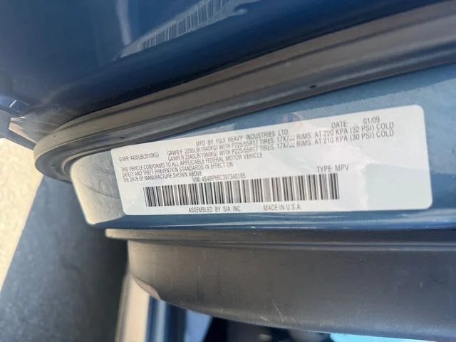 Used 2009 Quartz Silver Metallic Subaru 2.5i image 25