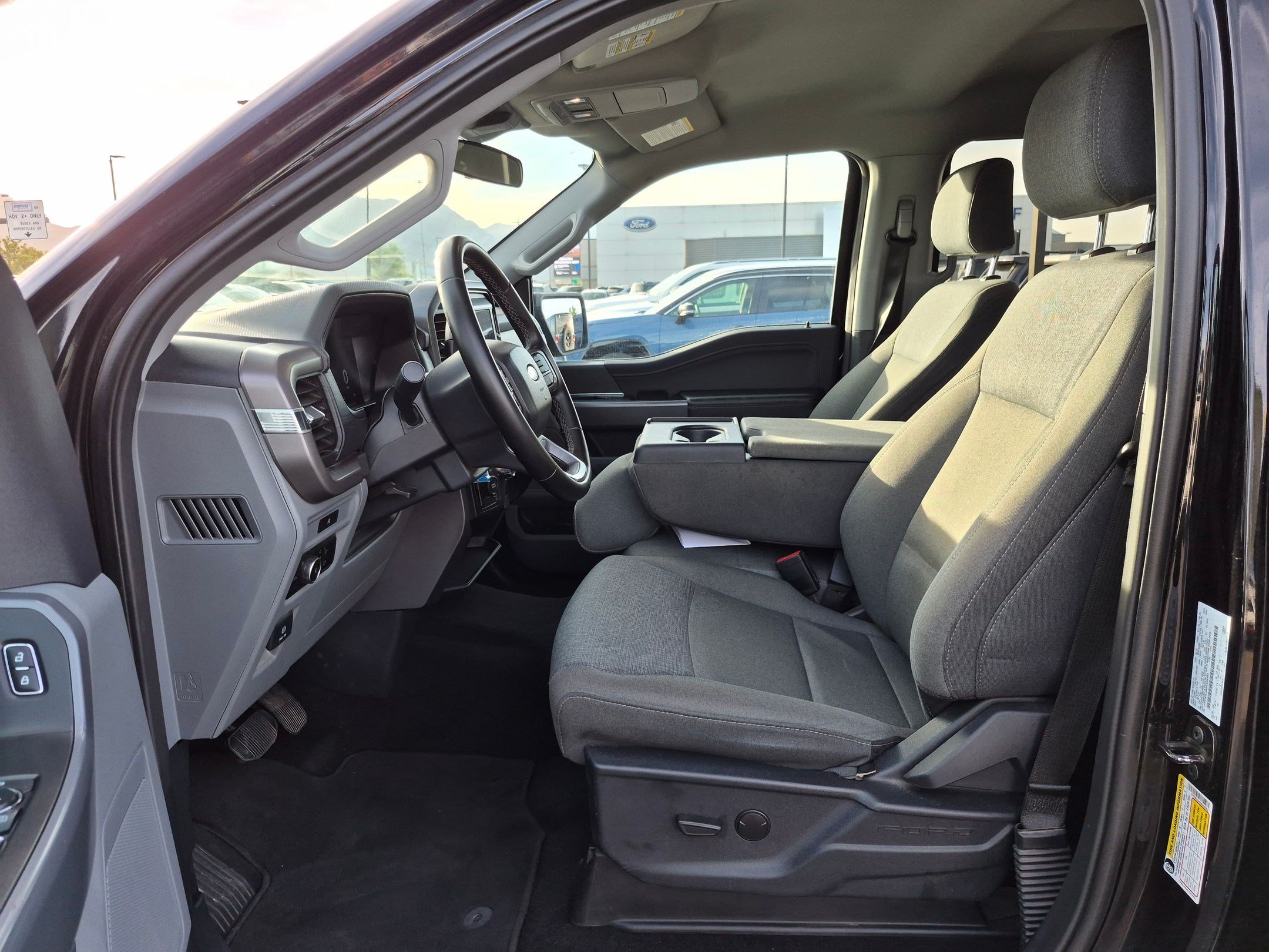 Used 2025 Black Metallic Ford XLT image 15