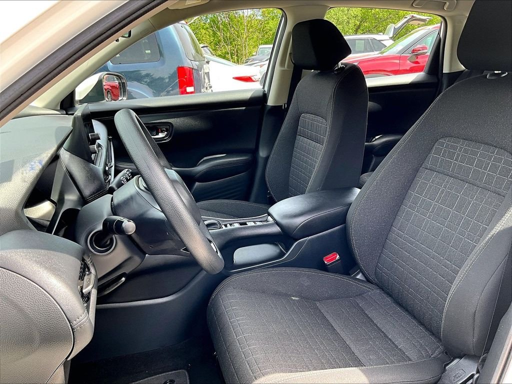 Used 2023 White Honda LX image 10
