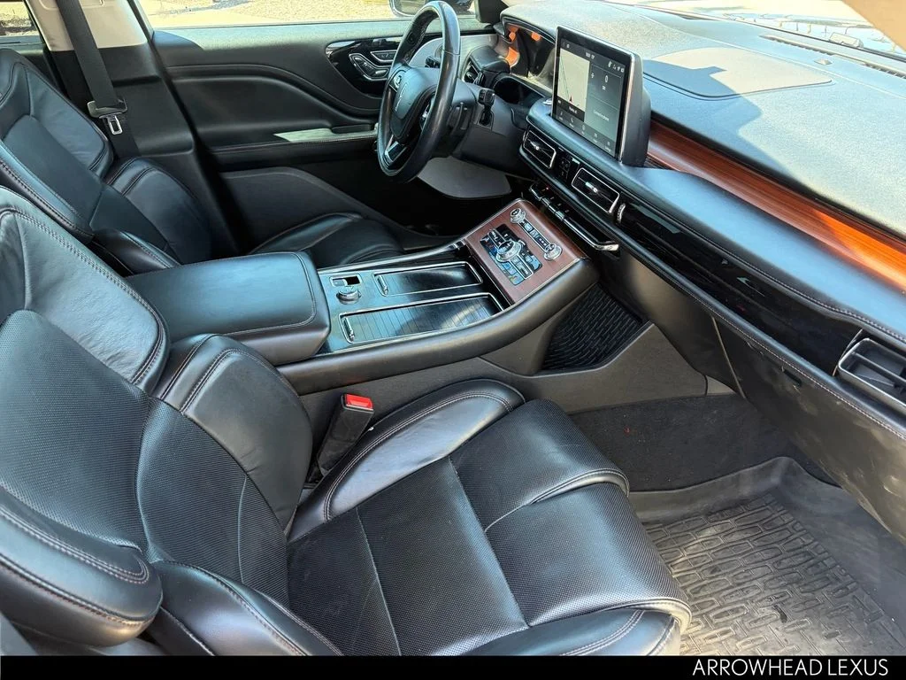 Used 2021 Black Lincoln Reserve image 31