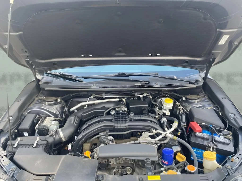 Used 2020  Subaru Premium image 32