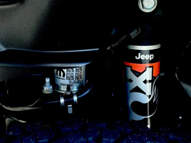 Used 2021 Blue Jeep Mojave image 17