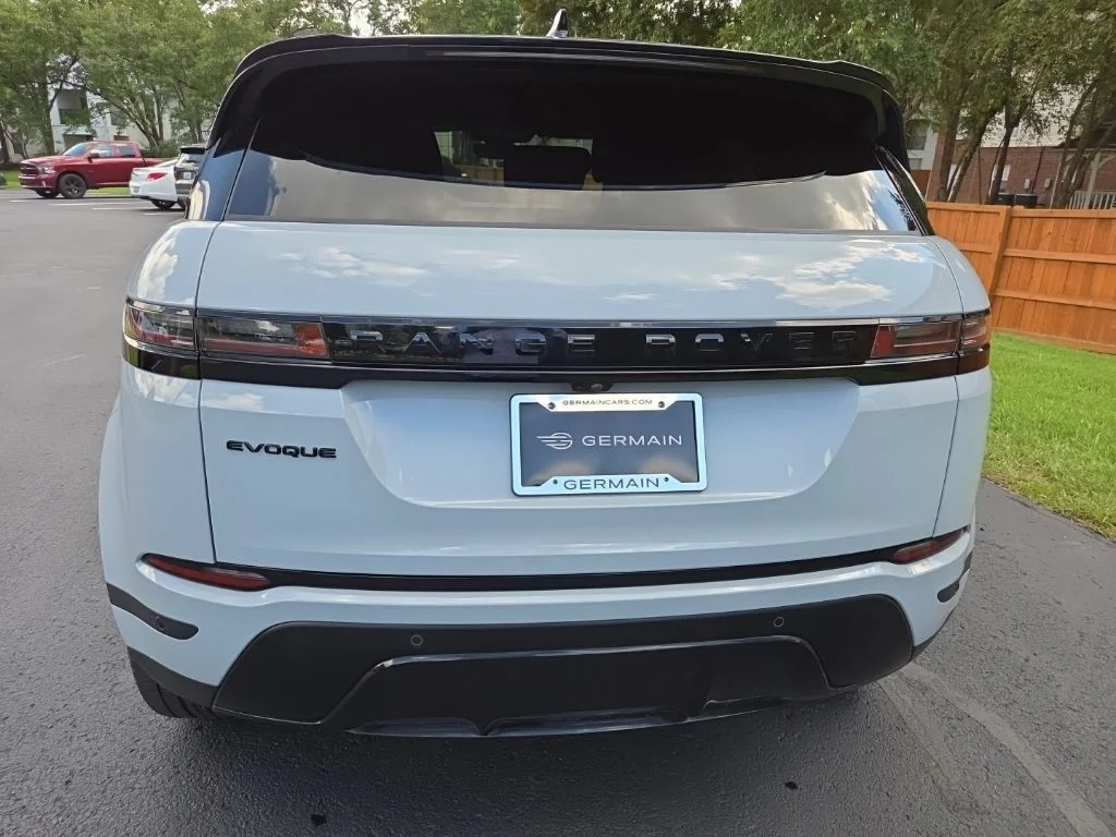 Certified Used 2024 Gray Land Rover S image 4