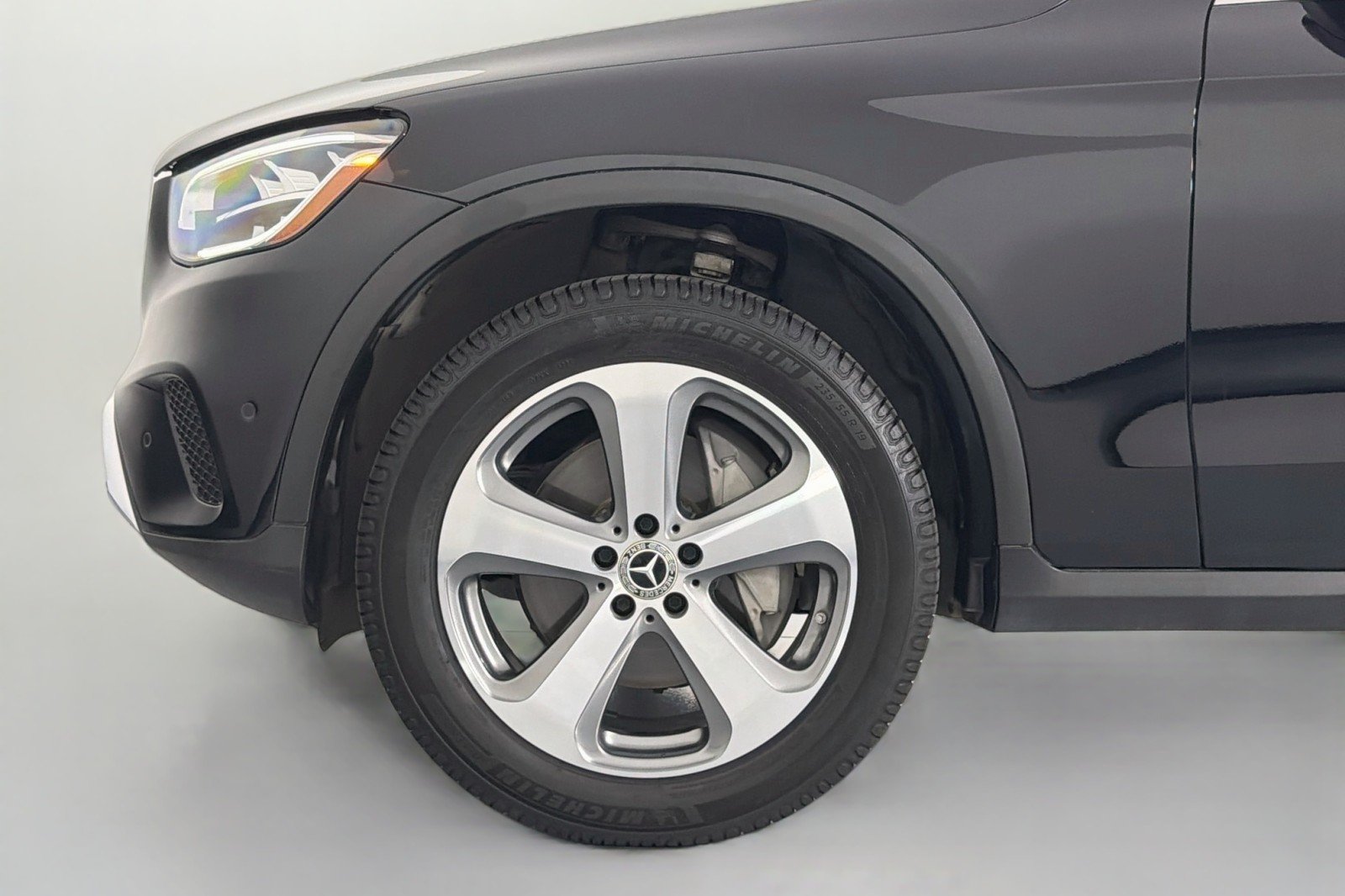 Used 2022 Black Mercedes-Benz 300 image 9