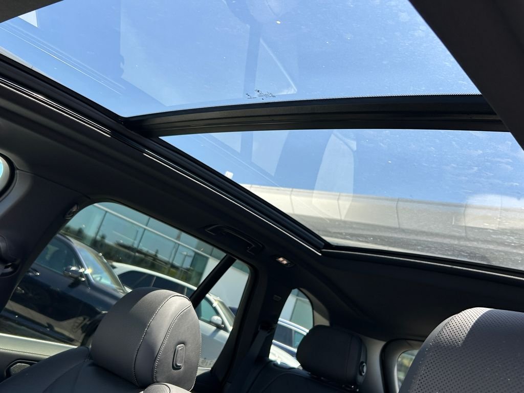 2026 BMW X5 50e - Photo 16