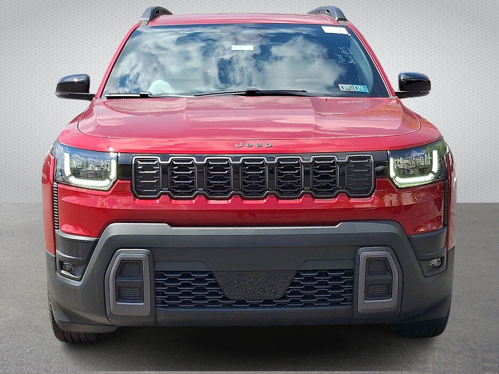 New 2026 Red Hot Pearl-Coat Exterior Paint Jeep Limited 4x4 image 2