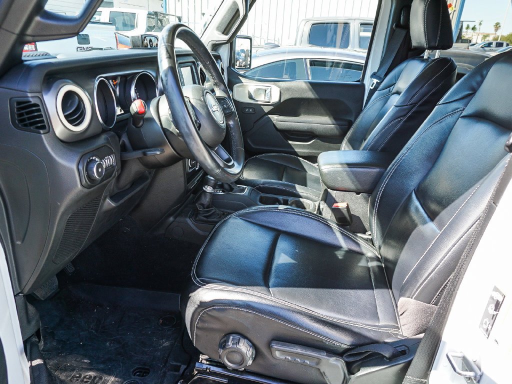 Used 2021 White Jeep Unlimited Willys image 17