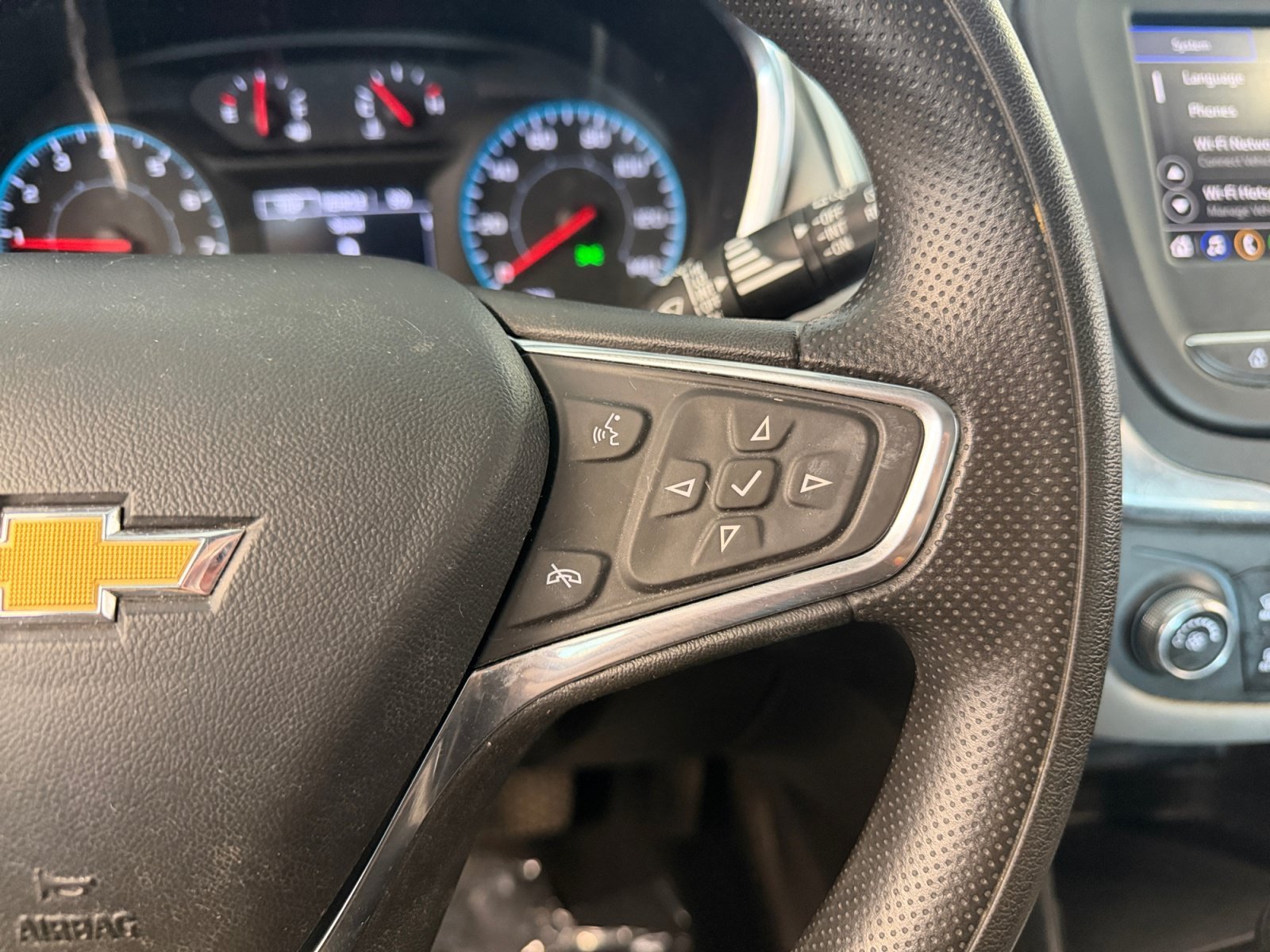 Used 2022 Silver Ice Metallic Chevrolet LS image 12