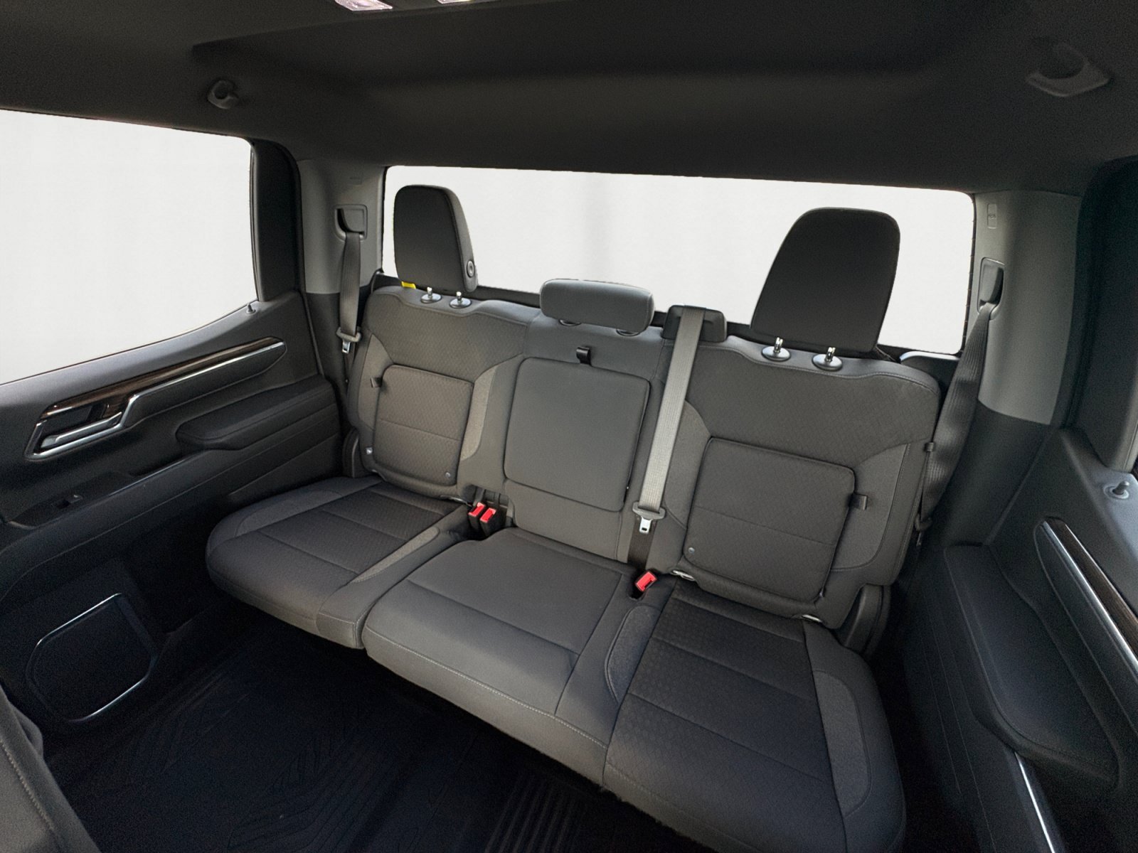 Used 2025 Gray Chevrolet RST image 13