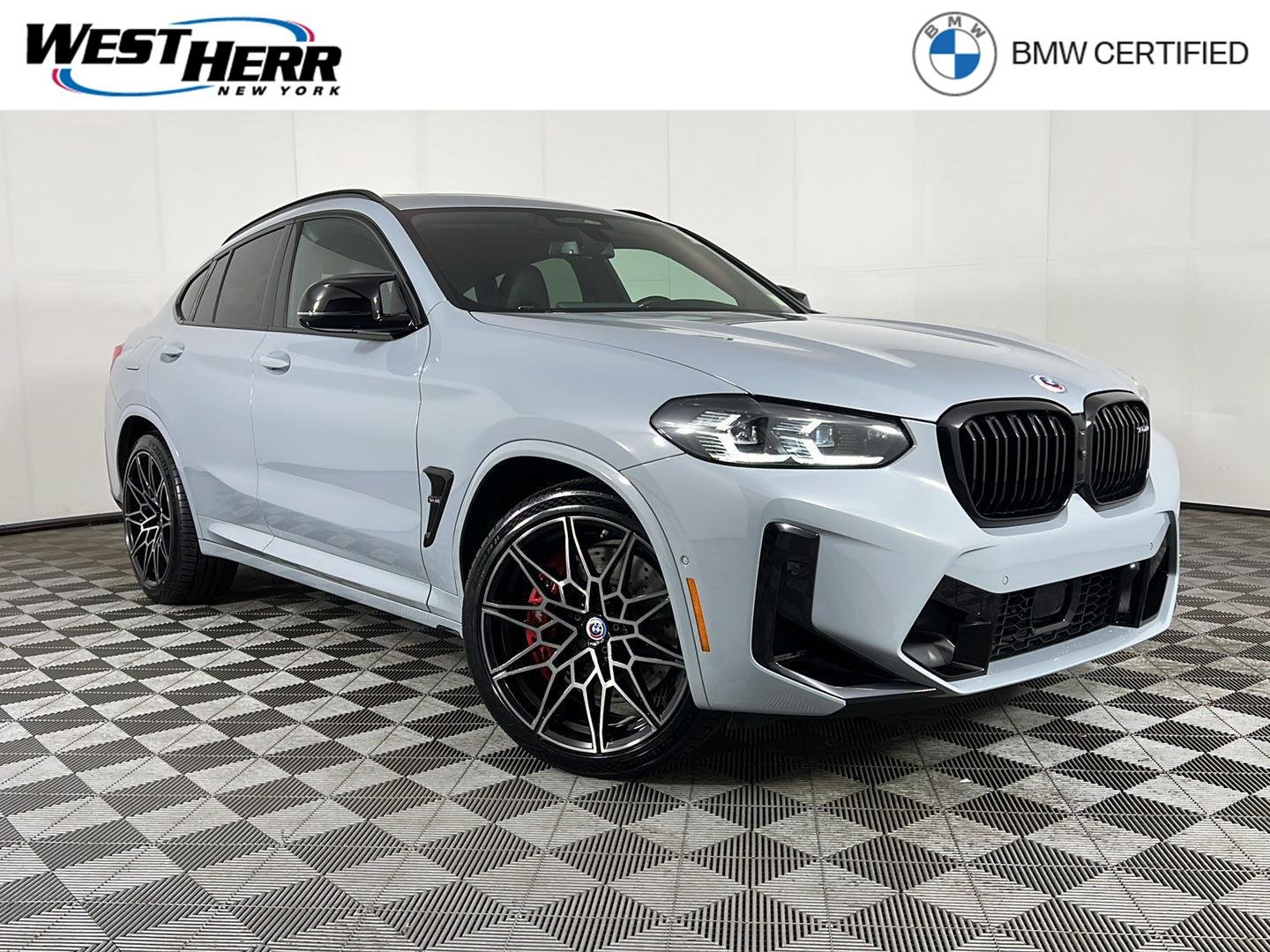 2023 BMW X4 M -'s photo