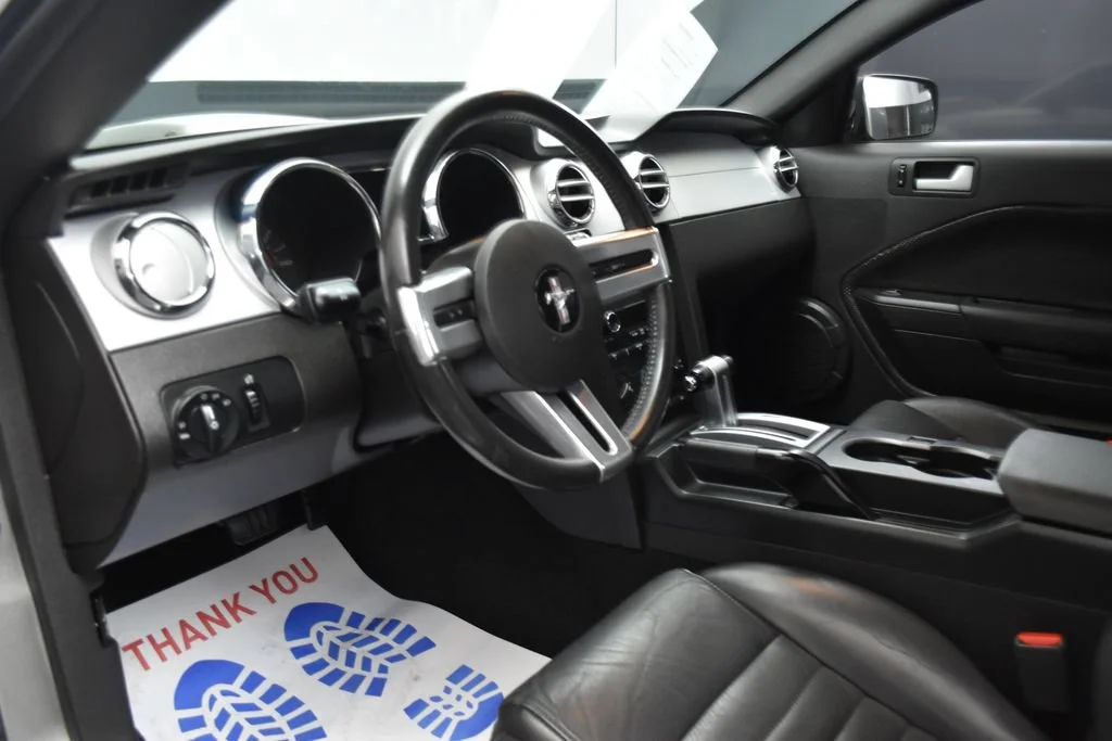 Used 2008 Gray Ford GT Deluxe image 17