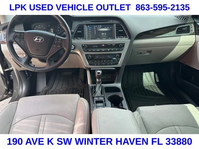 Used 2017 Black Hyundai Limited image 10