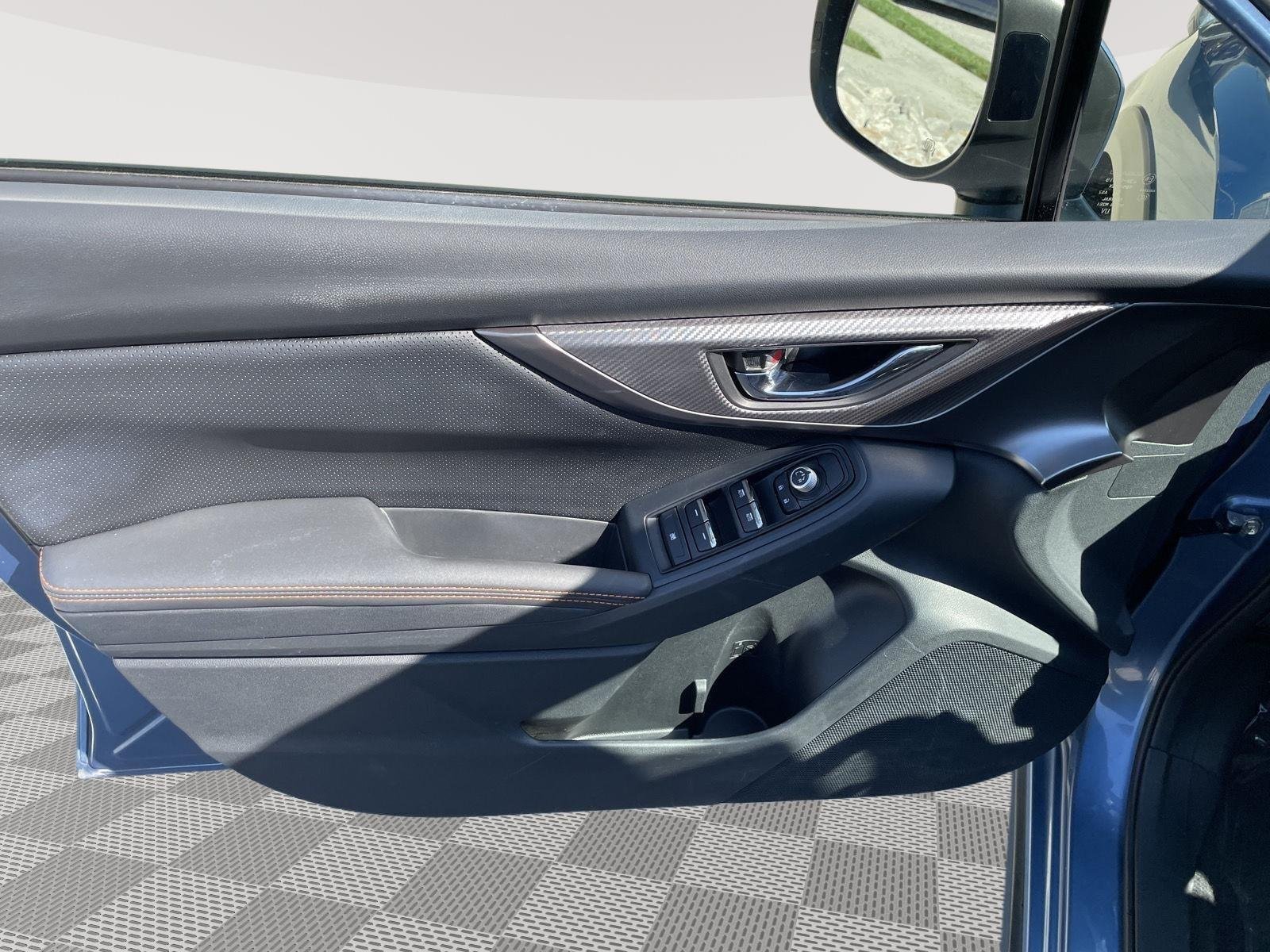 Used 2022 Horizon Blue Pearl Subaru Limited image 18