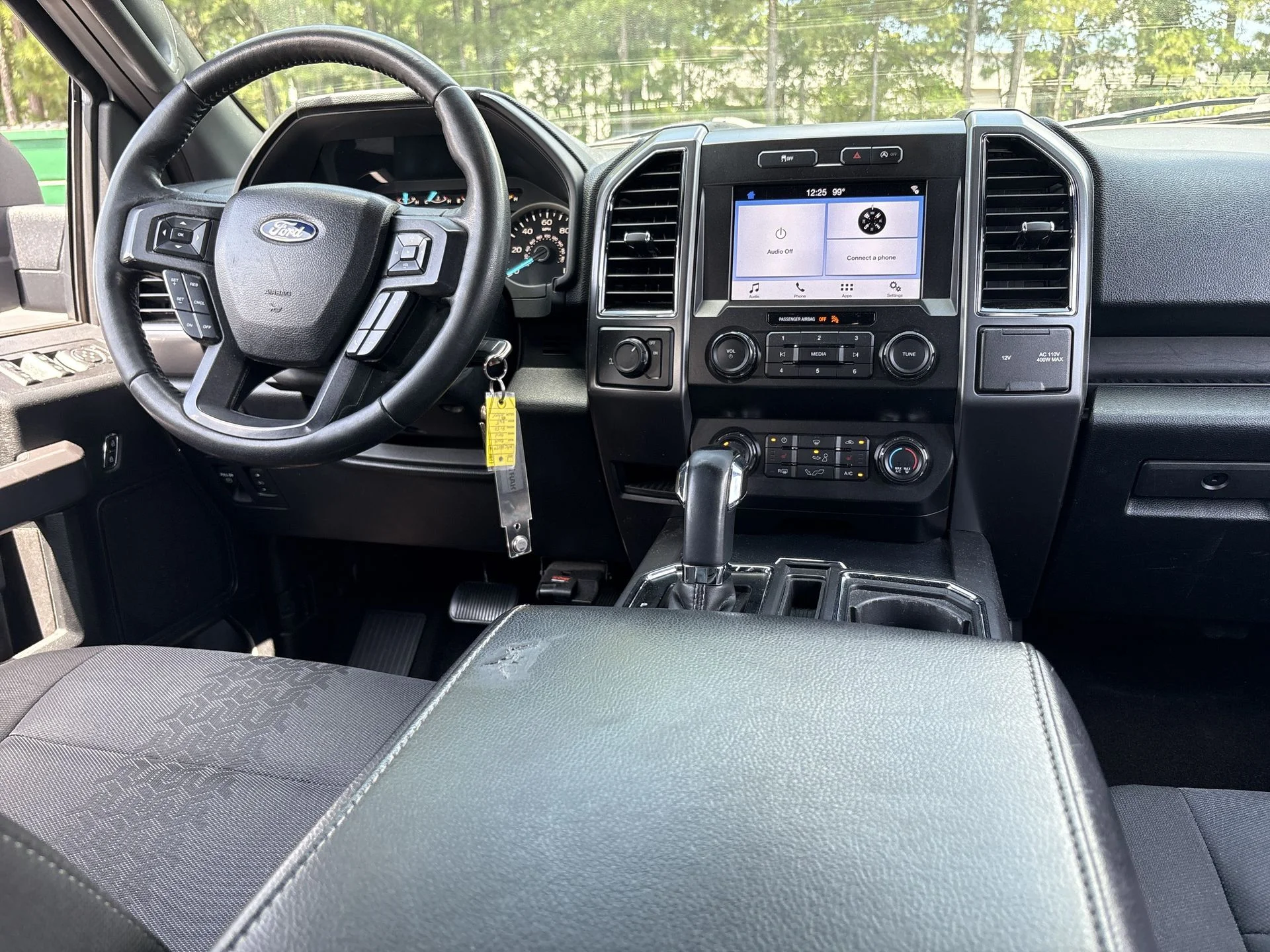 Used 2019 Ingot Silver Ford XLT image 4