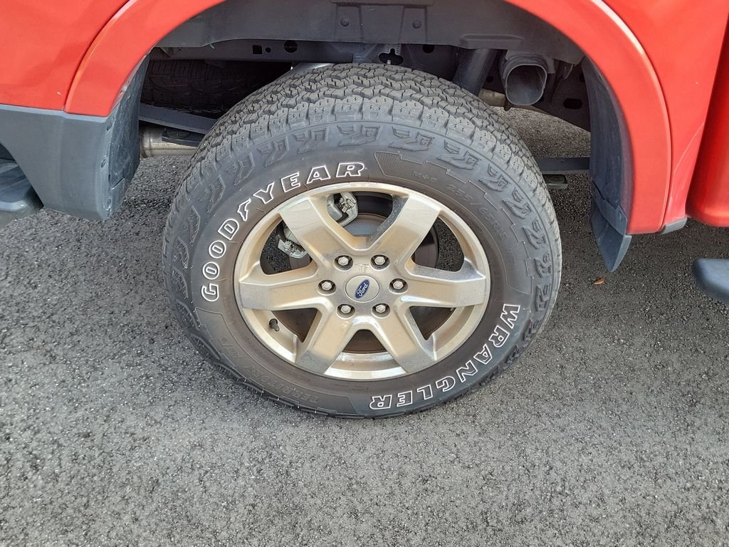 Used 2024 Red Ford XLT image 38