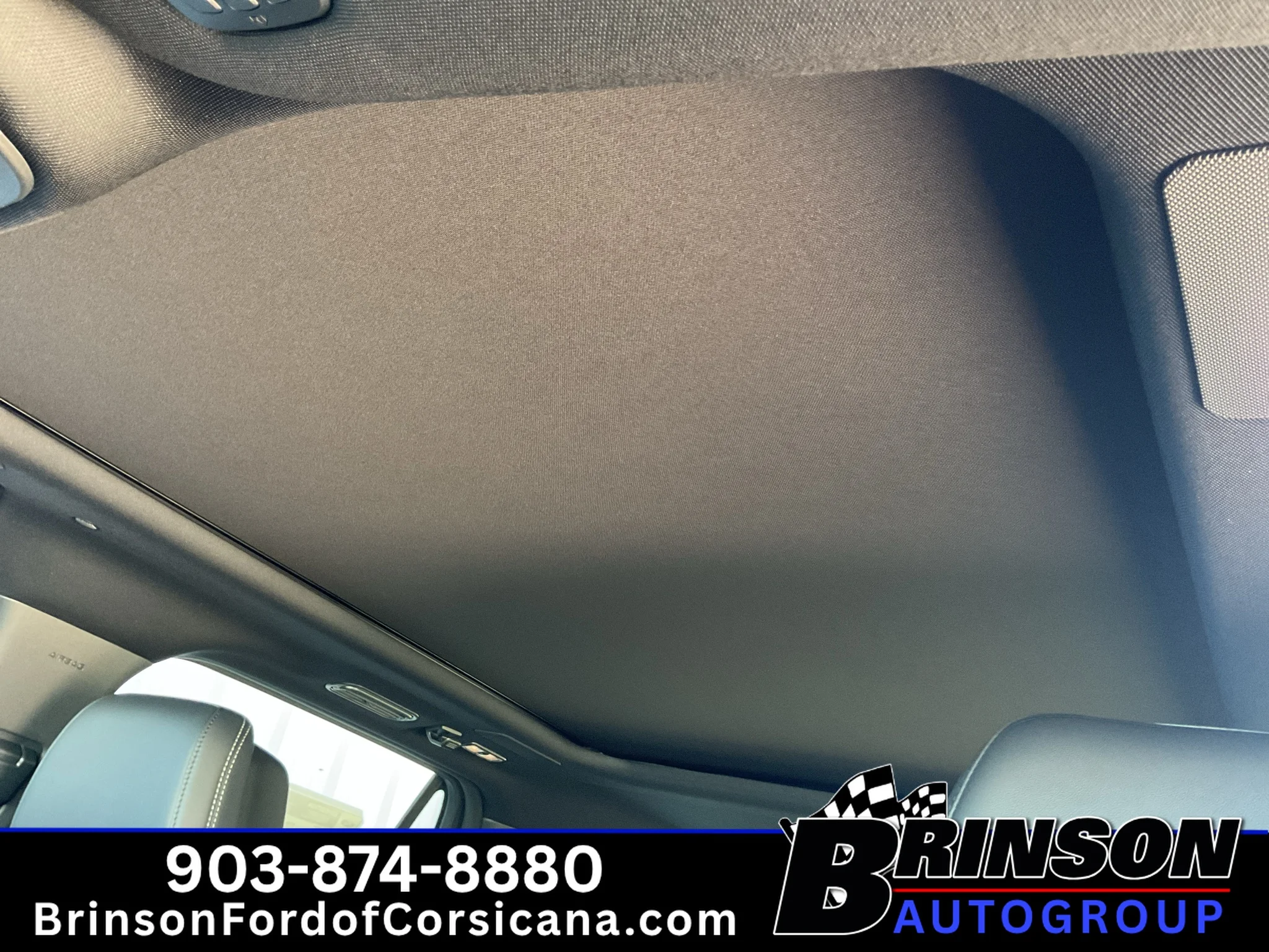 New 2027 Star White Metallic Tri-Coat Ford Platinum image 13