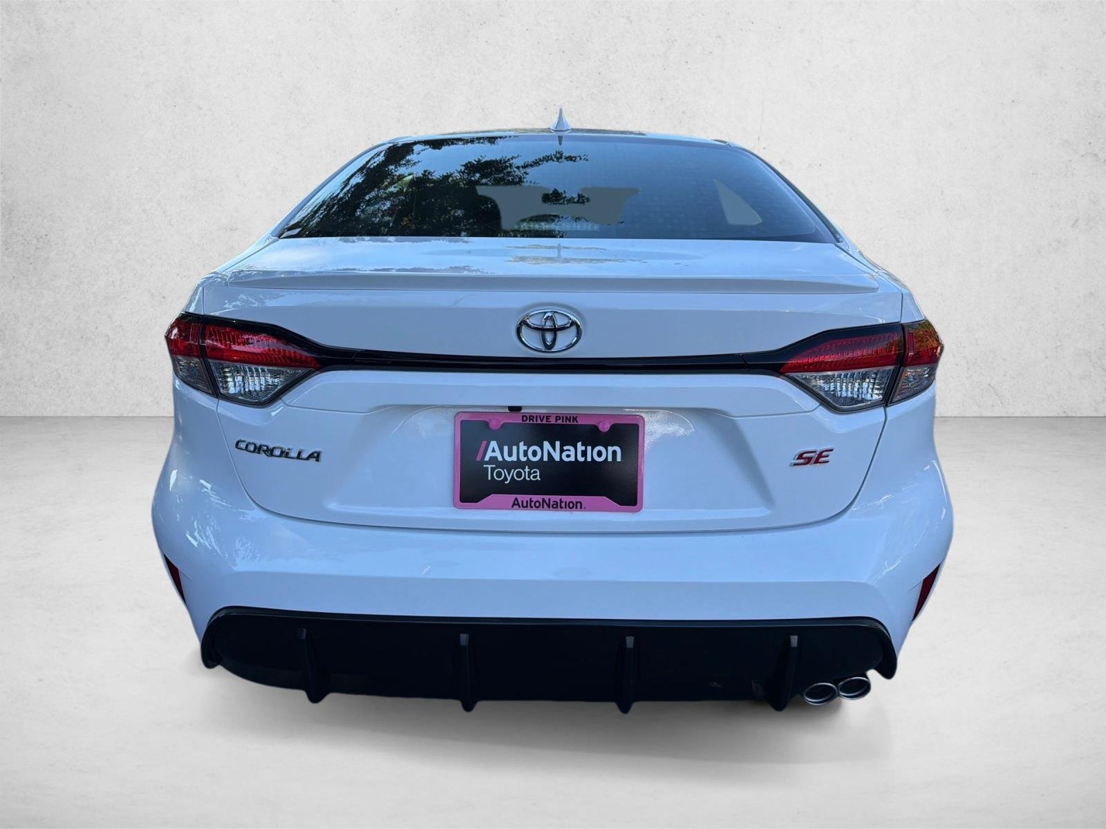 New 2027 Ice Cap Toyota SE image 4