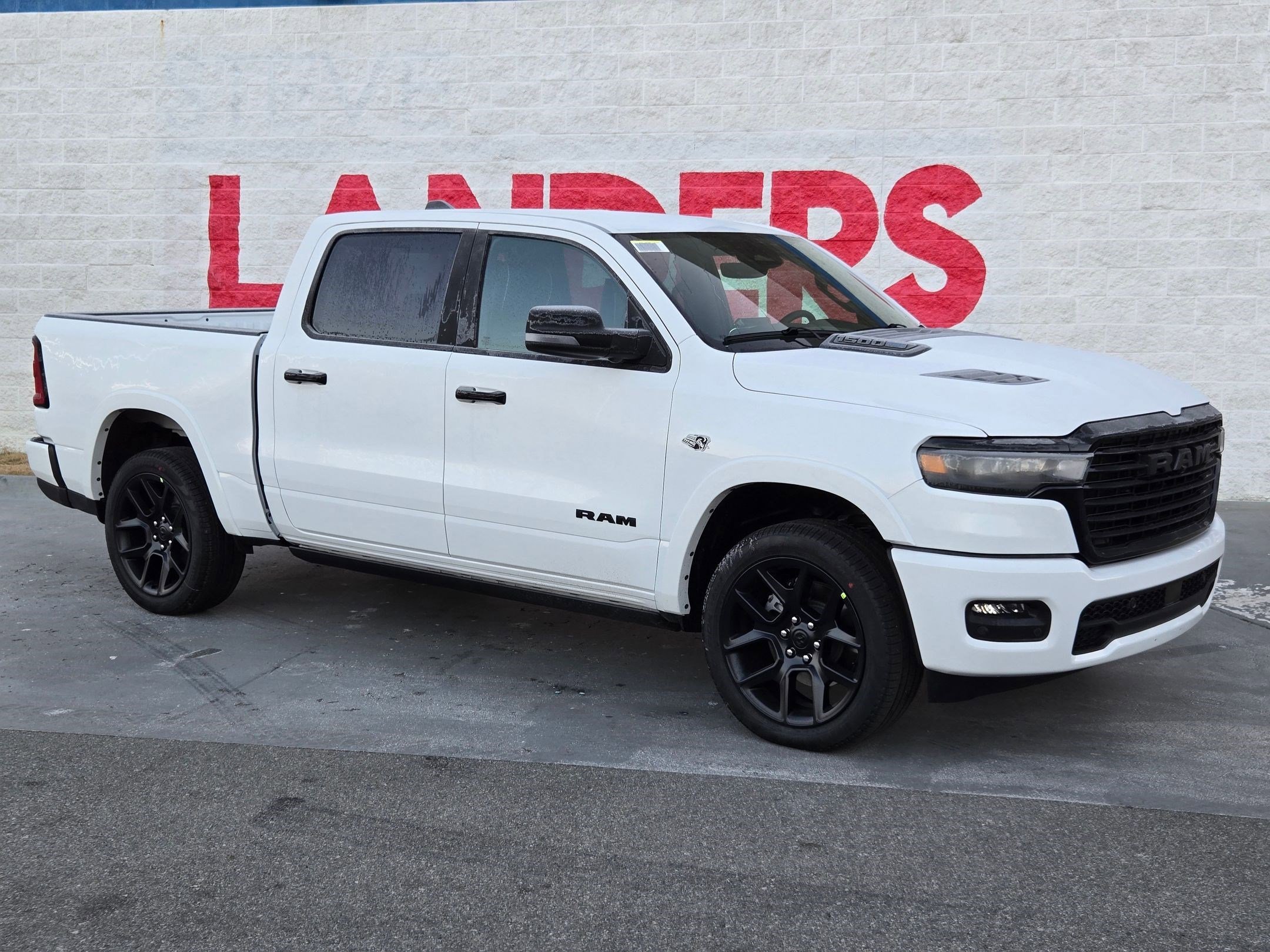 2026 RAM 1500 Laramie 4x4 Crew Cab 5'7's photo