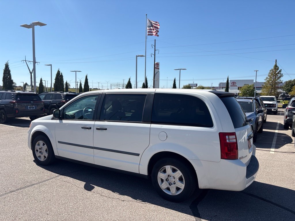 Used 2008 White Dodge SE image 5