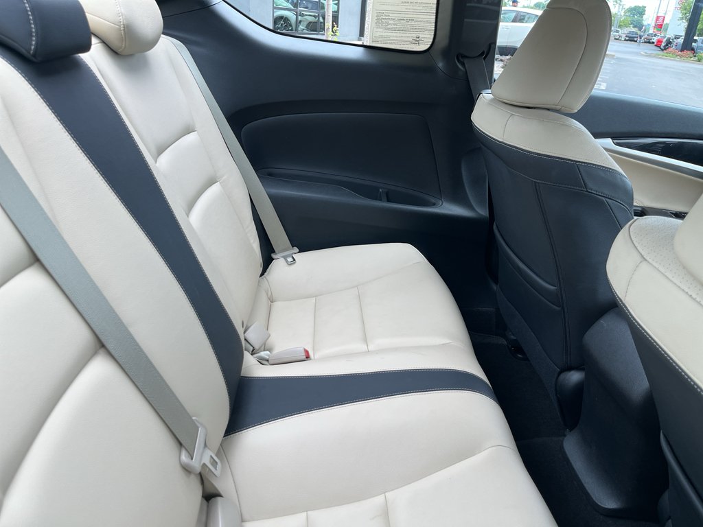Used 2015 Crystal Black Pearl Honda EX-L image 3