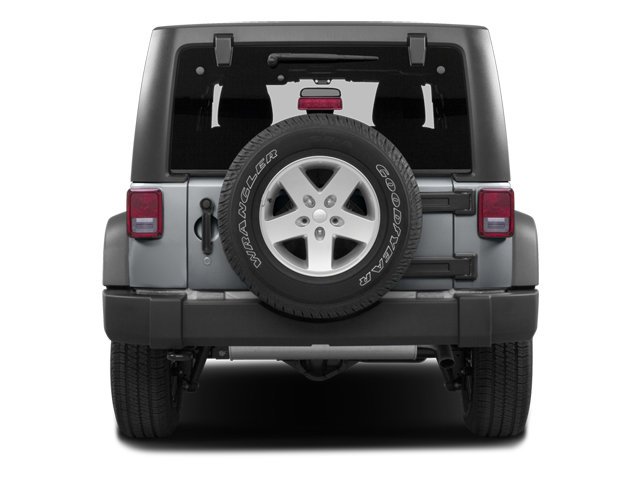 Used 2014 Bright White Clearcoat Jeep Sahara image 8
