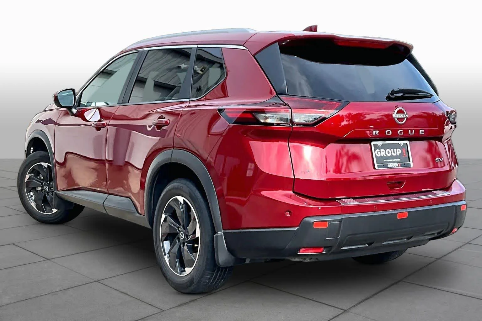 Used 2024 Scarlet Ember Tintcoat Nissan SV image 11
