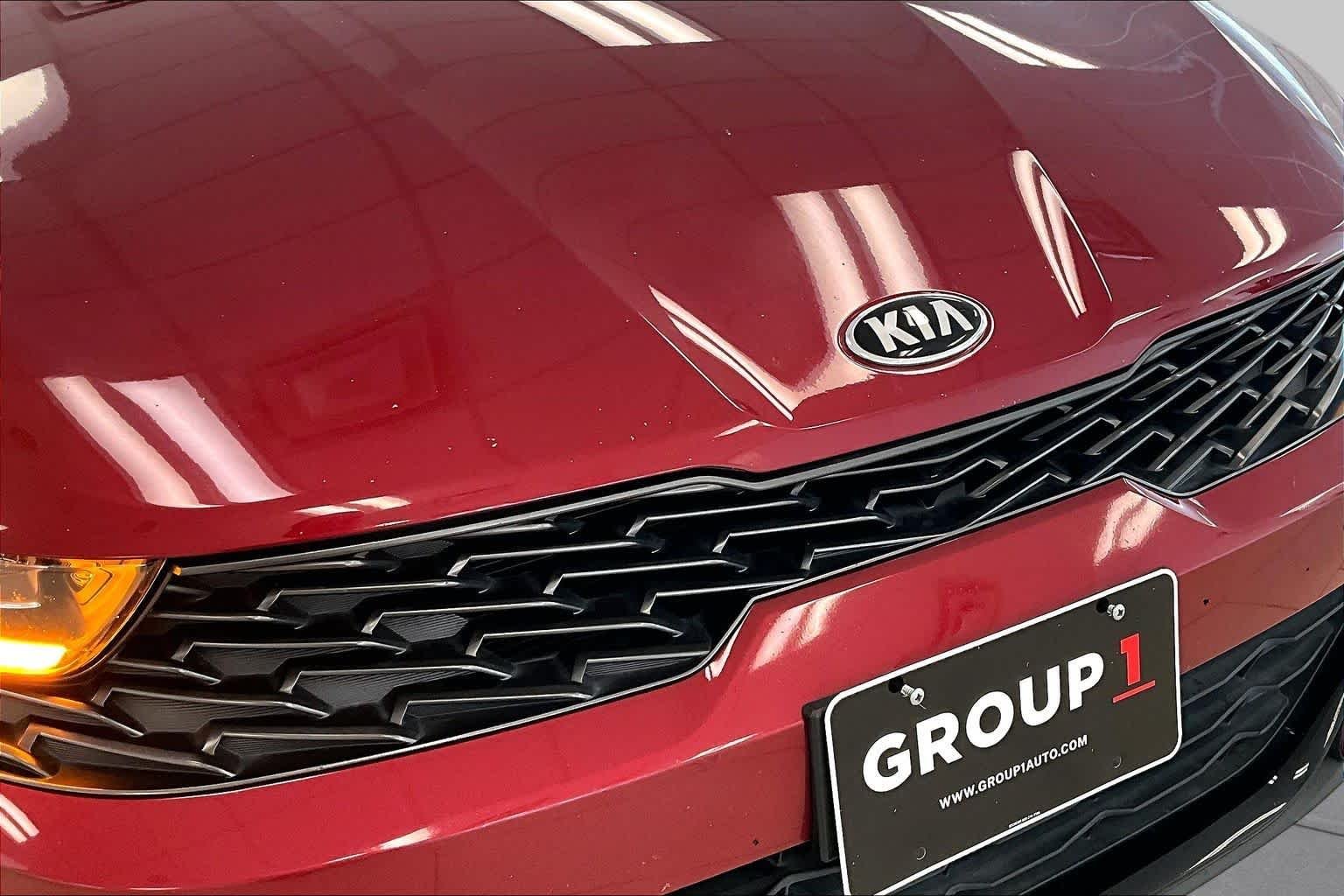 Used 2021 Passion Red Kia GT image 28