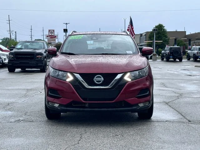 Certified Used 2022 Red Nissan SV image 2