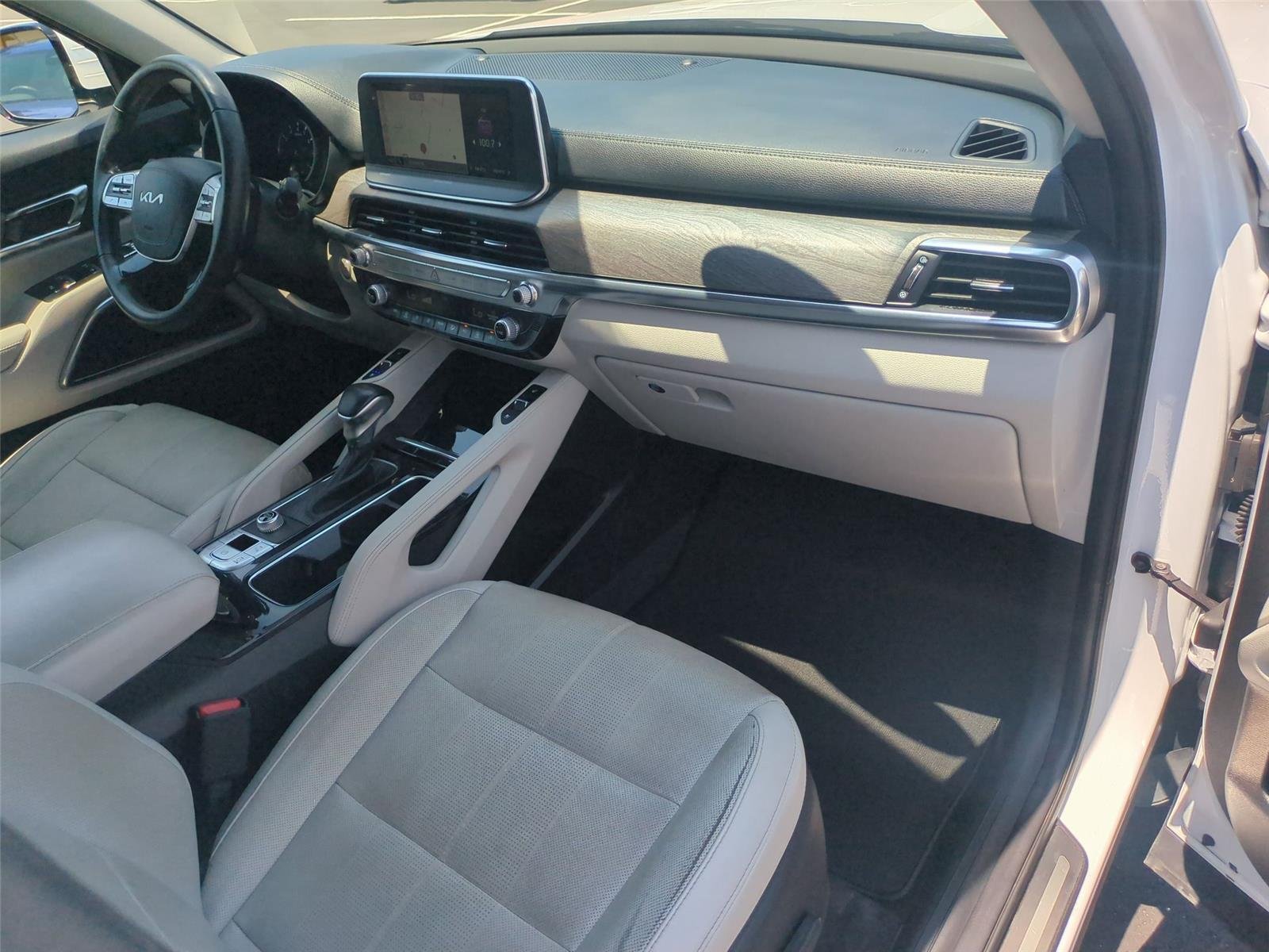 Used 2022 Glacial White Pearl Kia SX image 59