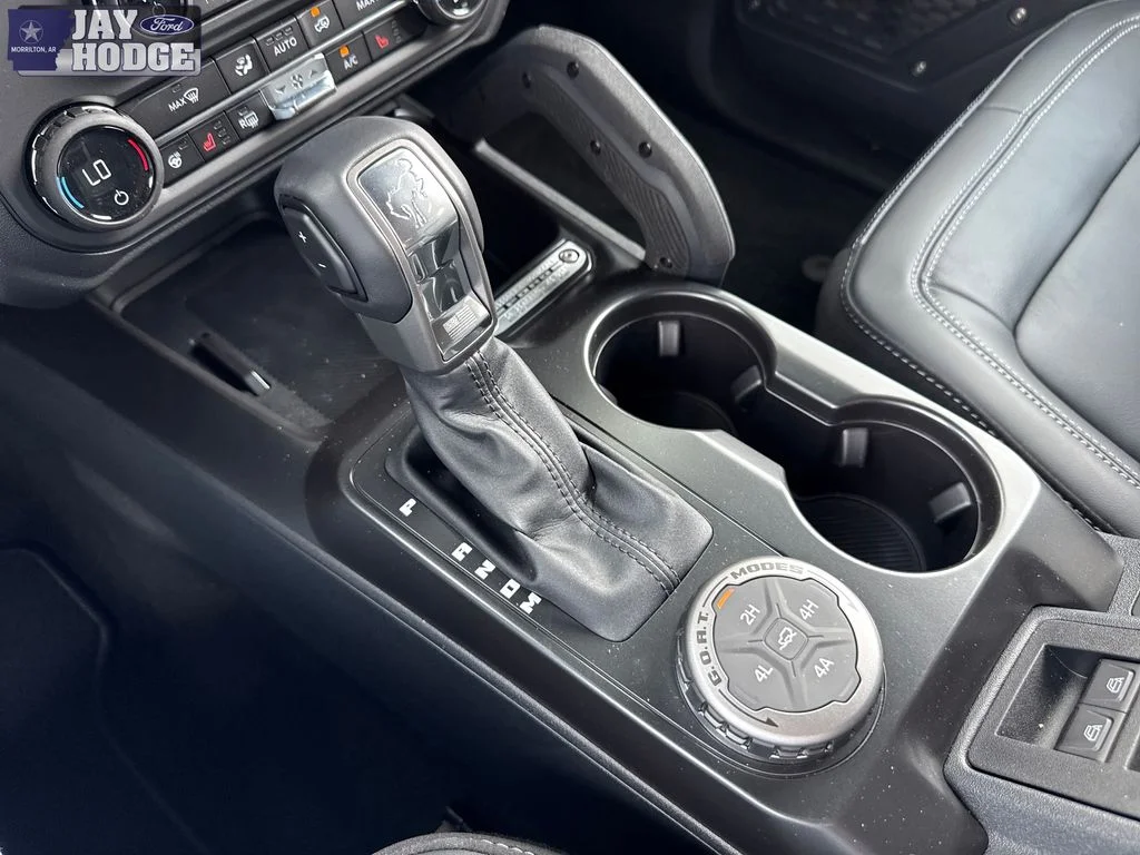New 2026 Shadow Black Ford Outer Banks® image 20