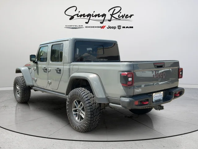 Used 2021 Gray Jeep Rubicon image 5