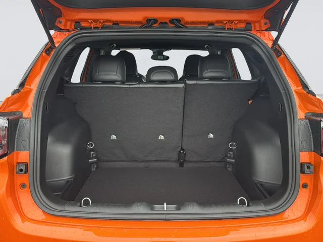New 2026 Joose (DISC) Jeep Latitude image 16