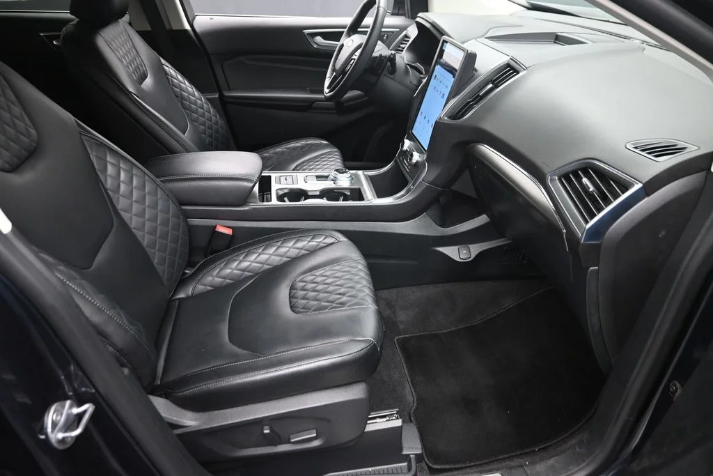 Used 2024 Blue Ford Titanium image 9