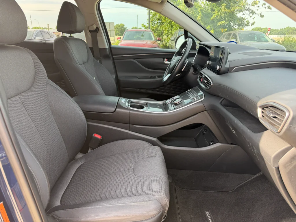 Used 2022 Stormy Sea Hyundai XRT image 12