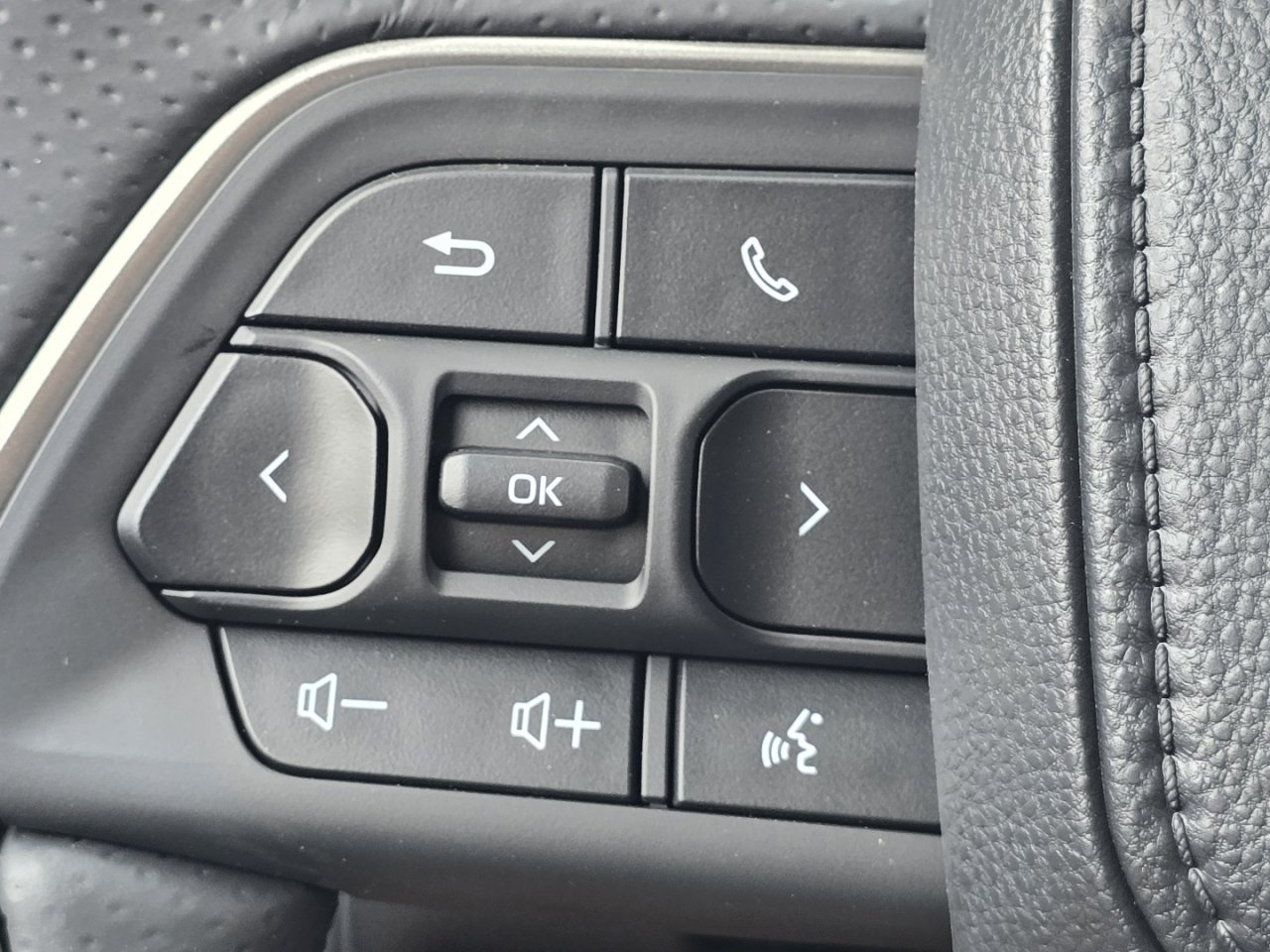 New 2026 Ice Cap Toyota  TRD Off-Road Premium image 34