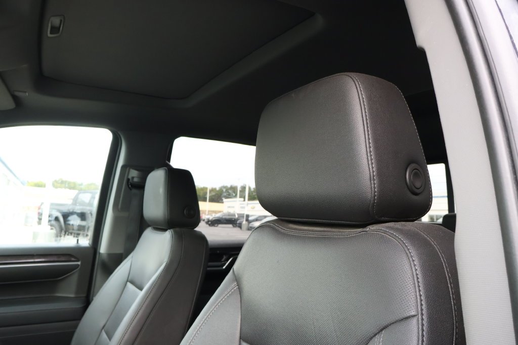 Used 2022 Gray Chevrolet LTZ image 13