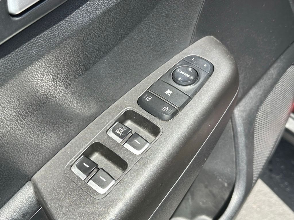 Used 2020 Red Kia LX image 11