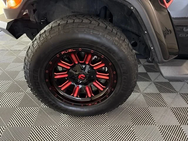 Used 2022 Black Jeep Altitude image 43