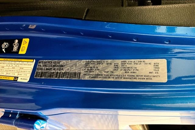 Used 2021 Hydro Blue Pearlcoat Jeep Mojave image 42