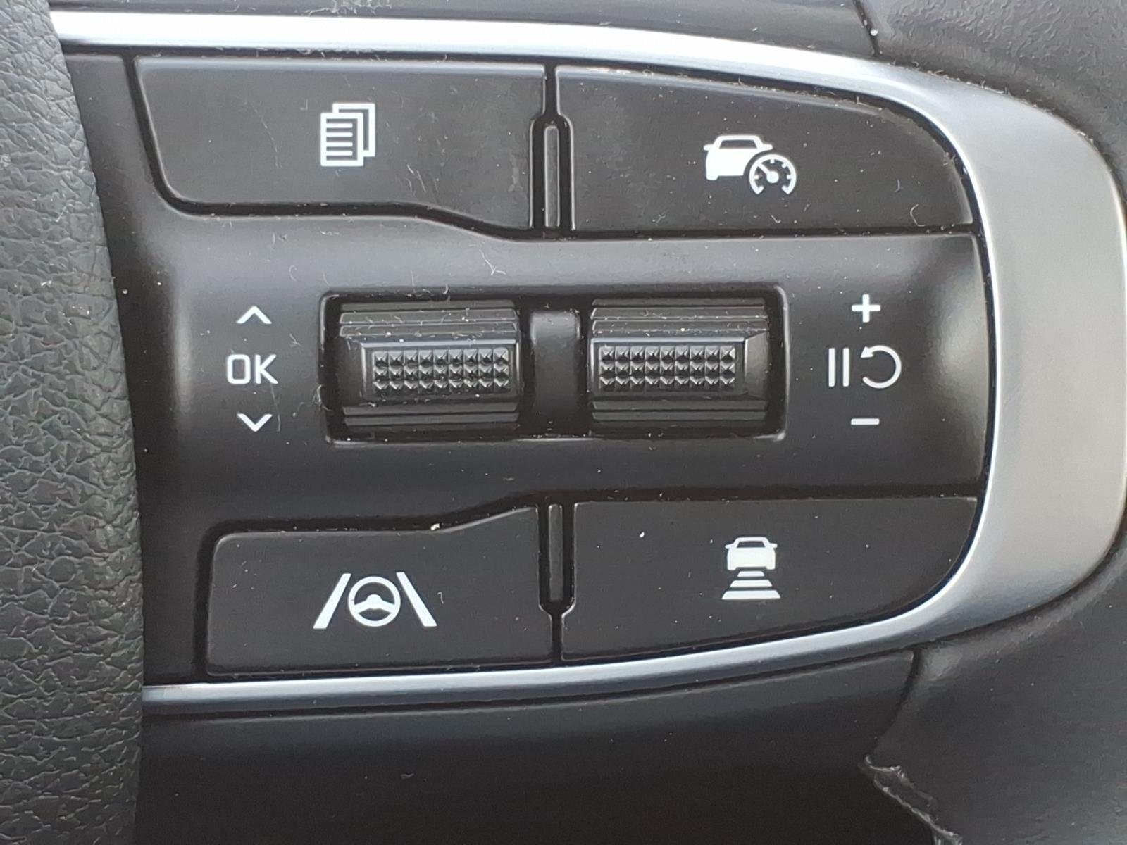 Used 2025 Interstellar Gray Kia EX image 16