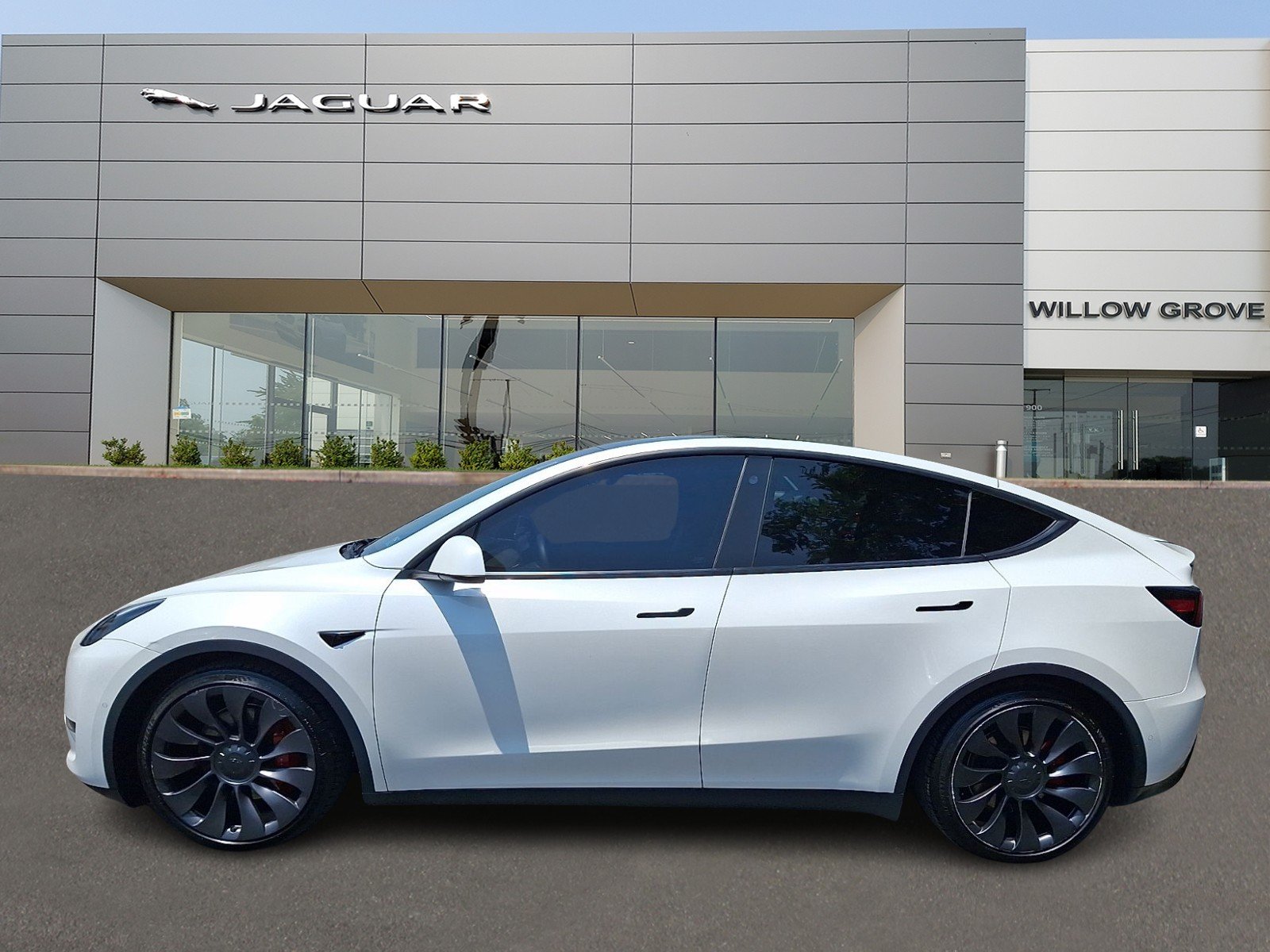 Used 2022 Pearl White Multi-Coat - PPSW Tesla Performance Dual Motor All-Wheel Drive image 6