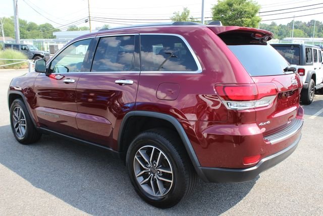 Used 2021 Red Jeep Limited image 28