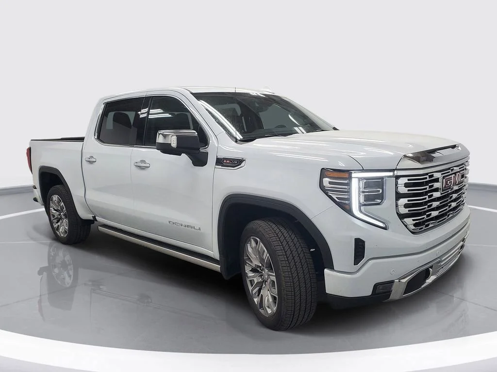 New 2026 Glacier White Tricoat GMC Denali image 2