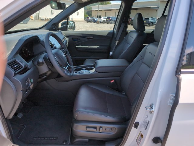 2026 Honda Ridgeline Black Edition - Photo 17