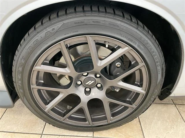 Certified Used 2019 Triple Nickel Clear Coat Dodge R/T Scat Pack image 34