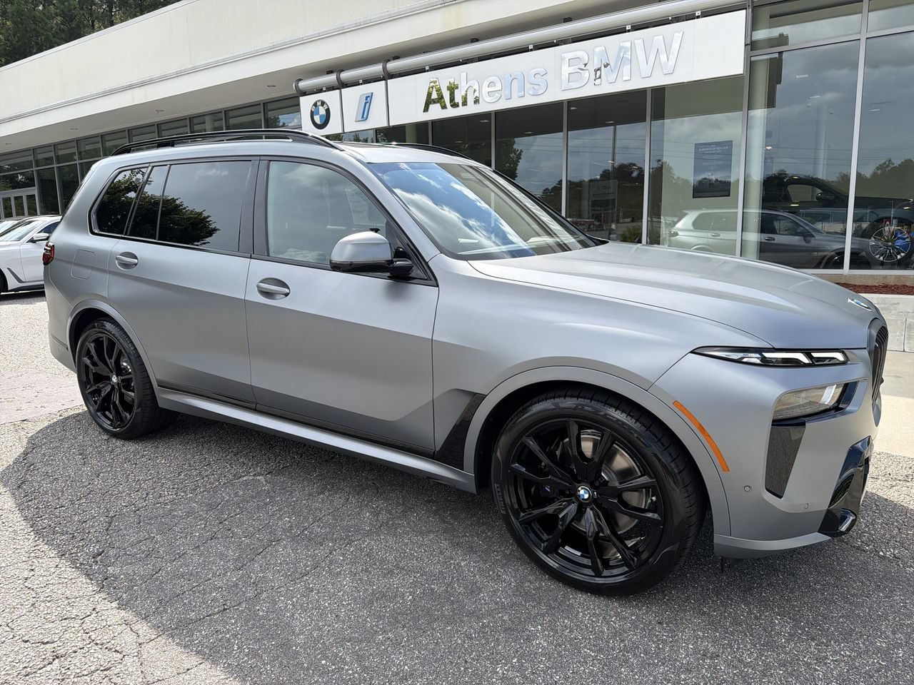2027 BMW X7