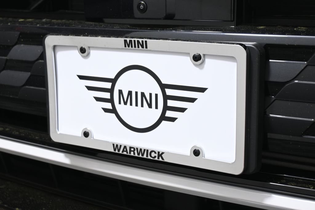 New 2027 White MINI Iconic image 14