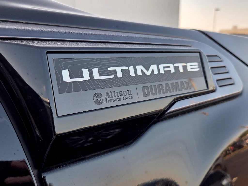 Used 2026 Onyx Black GMC Denali Ultimate image 9