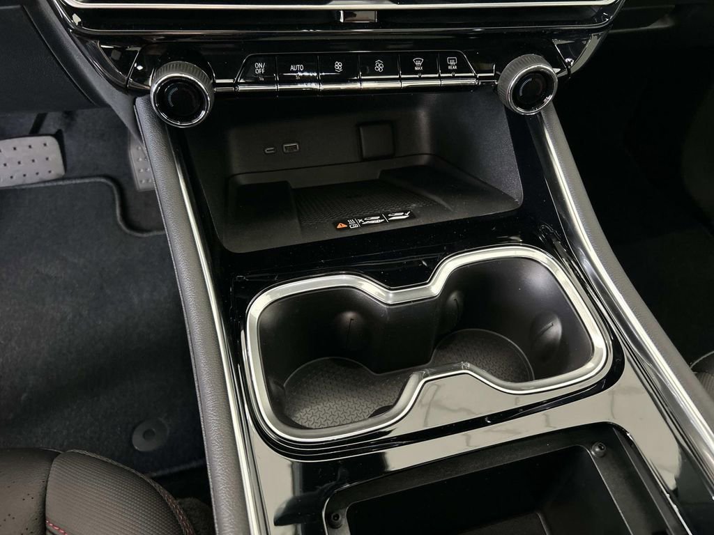New 2026 Mosaic Black Metallic Chevrolet RS image 18